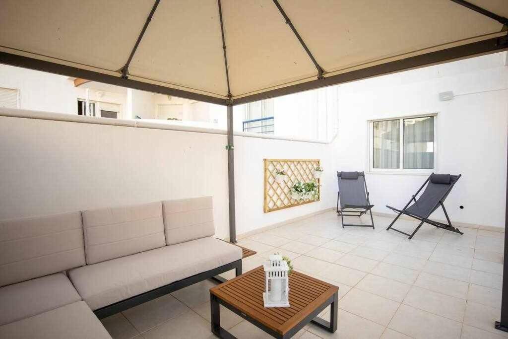 Modern 3Br Apt W/ Lg Terrace, Bbq, Ac & Parking 塔维拉 外观 照片