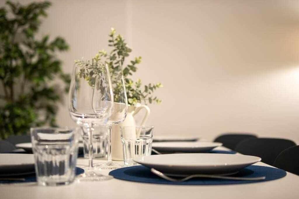 Modern 3Br Apt W/ Lg Terrace, Bbq, Ac & Parking 塔维拉 外观 照片
